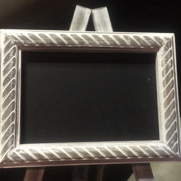 Rustic easel with custom vinyl - Picture 3 of 3